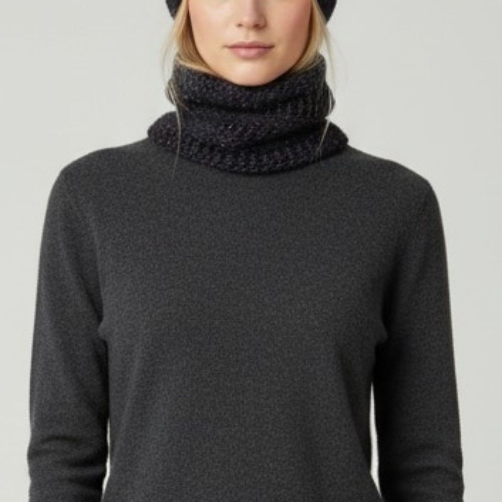 Black Speckled Neck Warmer